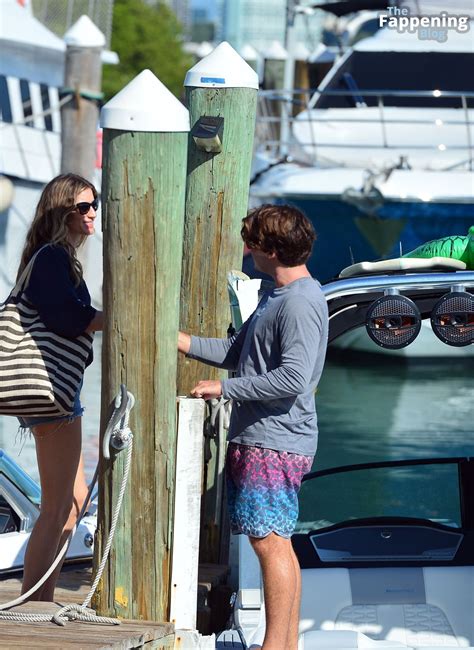 Gisele Bundchen / gisele Nude Leaks Photo 1887 | #TheFappening