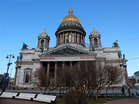 Утренняя прогулка по Санкт-Петербургу / Туристический спутник