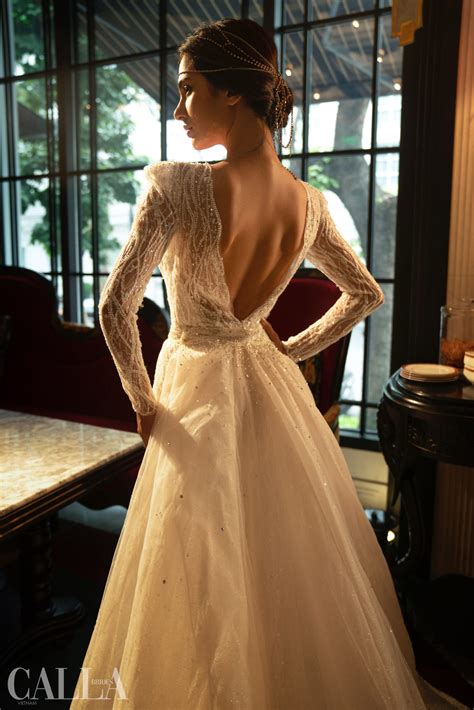 "PERSEPHONE" — CALLA BRIDAL