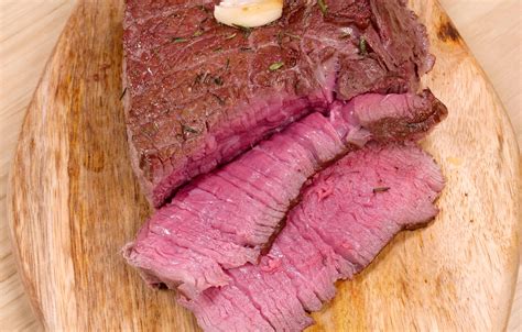 roti de boeuf au  tout simple recette de roti de boeuf au