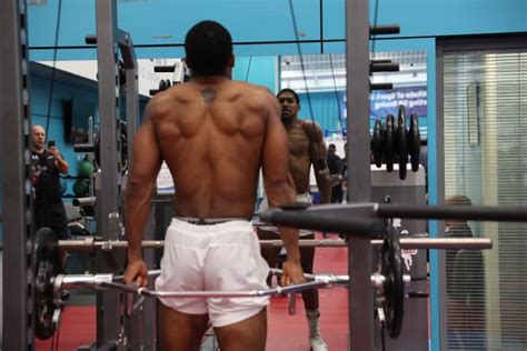 Photos: Anthony Joshua Training in Beast Mode For Povetkin - Boxing News