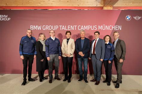 Topping-out ceremony at BMW Group Talent Campus Munich on 8.11.2024. f