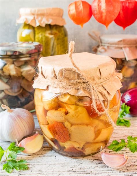 Рецепт маринованных лесных грибов с фото пошагово на Вкусном Блоге