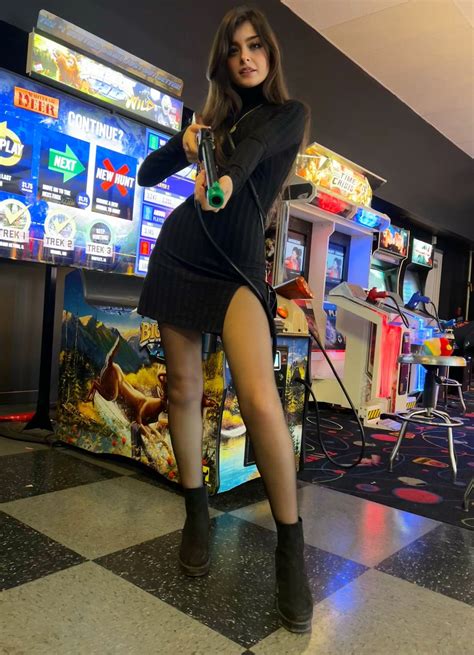 (@DeputyARUUU) on X: Wish me a Happy Birthday or else 😡💥 : r/DeputyARUUU