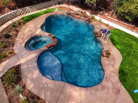 What is soda ash for pools? - Premier Pool Service