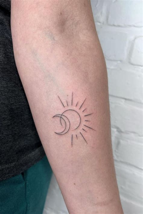 38 Amazing Small Sun and Moon Tattoo Ideas