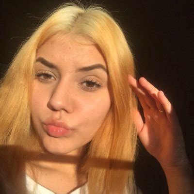 Leesa 🌻 (@bbyleesaa) | Twitter