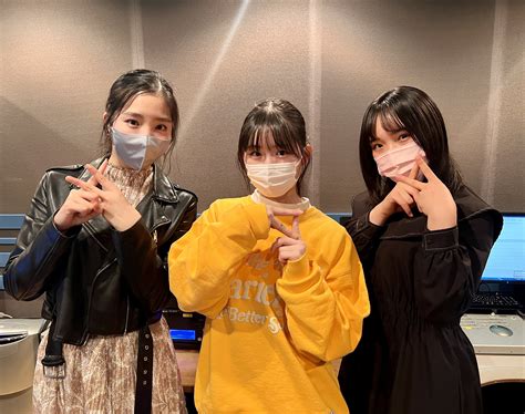 Hiromoto Ruri, Ichioka Reina, Kiyono Momohime - Picture Board - Hello