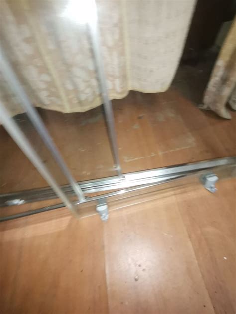 Душ кабина ъглова гр. Самоков • OLX.bg