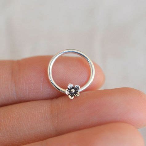 Trendy Septum Rings for a Unique Style Statement