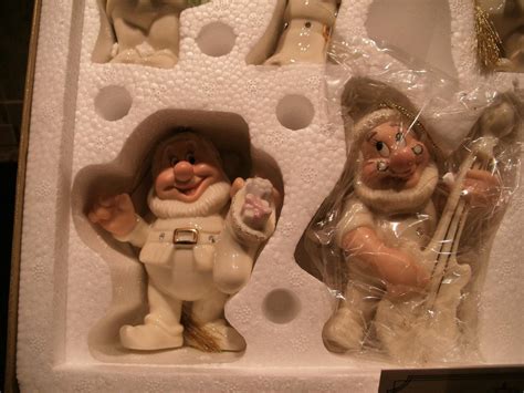 LENOX DISNEY SNOW WHITE AND SEVEN DWARFS ORNAMENT SET MIB | #1913229445