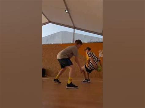Двойное ведение😁🏀 - YouTube