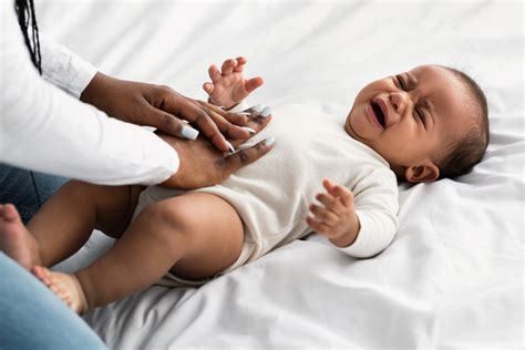 Caring For Your Baby With Colic - Organicbabyfood.shop