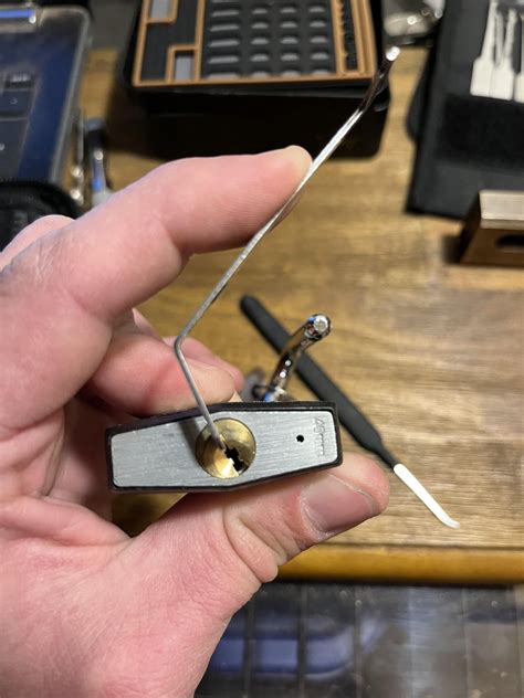 Master 141 picked (twice) : r/lockpicking