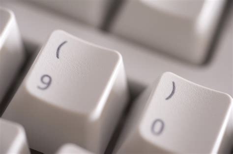 Free Stock Photo 3923-bracket keys | freeimageslive
