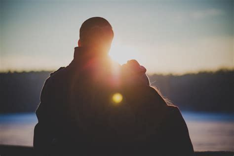 6 strengths highly sensitive people bring to relationships - Introvert ...