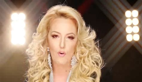 nasa pevacica  je primorana da napusti srbiju silvija glasom