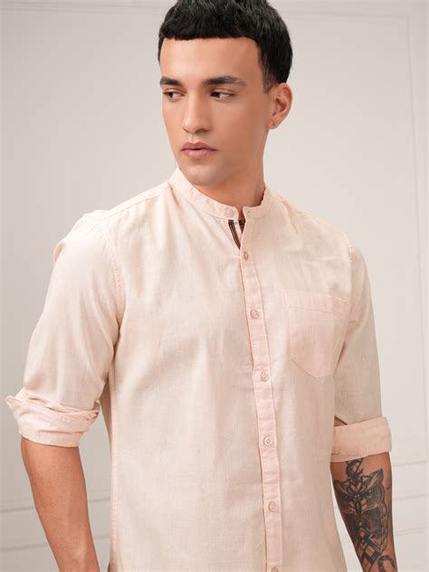Buy HIGHLANDER Men Pink Slim Fit Solid Casual Shirt - Shirts for Men ...