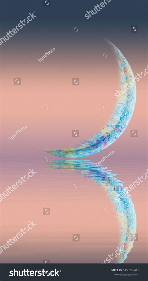 Moon reflection on water Stock Photos, Images & Photography | Shutterstock