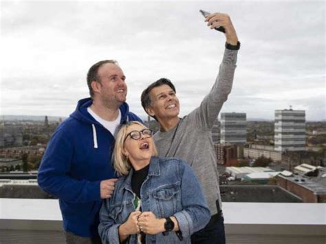 Wave FM host Lynne Hoggan to join Pure Radio as station hits Tayside ...