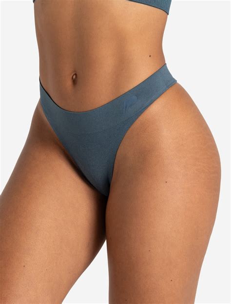 Women's Gym Thongs & Gym Underwear | Pursue Fitness