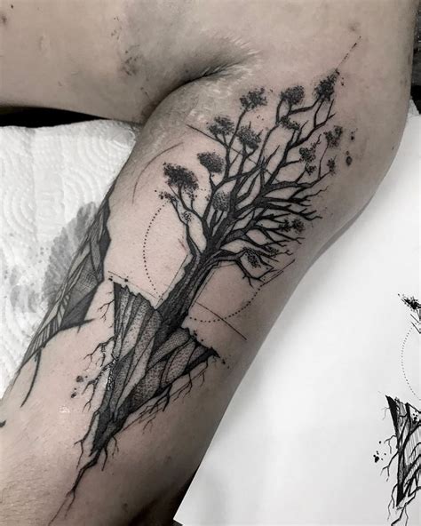 Tattoo • Подборка тату на тему: Дерево с корнями (61 фото)
