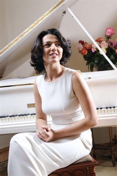 Rachmaninoff / Piano Concertos Nos. 2 & 3 par Khatia Buniatishvili