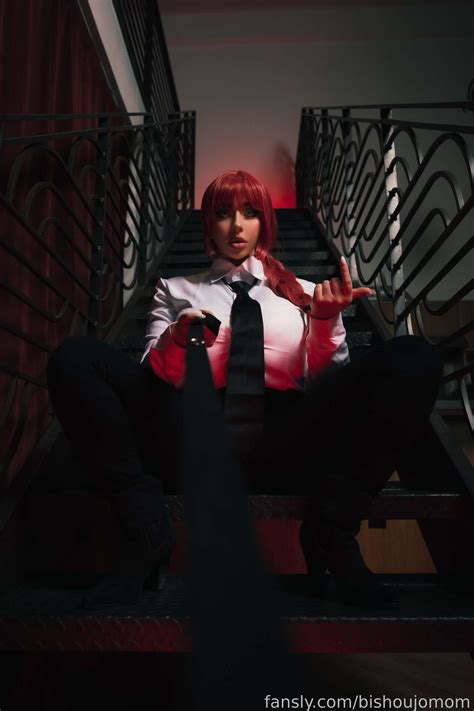 Depvailon.Com: Bishoujomom - Makima | Page 1/3