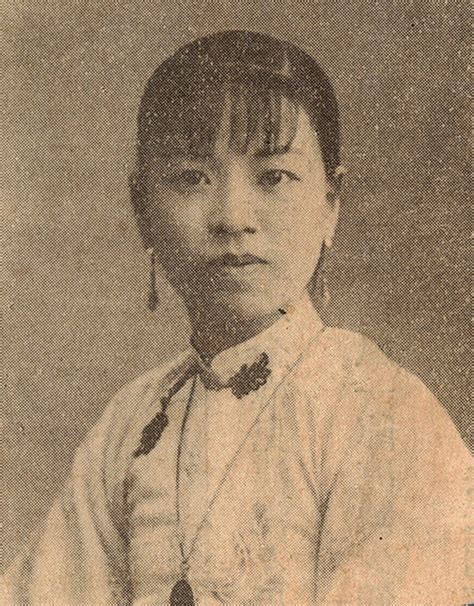 臺北一九三二 - 「美嗎？」 若說藝旦是個職業類別的話，臺灣藝旦早已失傳許久。...