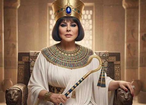 «الفراعنة يعودون من جديد».. الفنانون يشعلون ترند الزي الفرعوني على