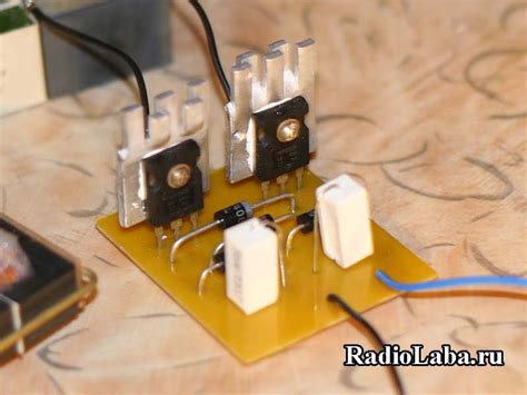 Источник высокого напряжения из ТДКС. Строчный трансформатор ...