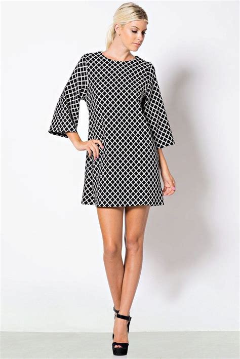 Платье-шифт расклешенным рукавом в три четверти | Shift dress pattern ...