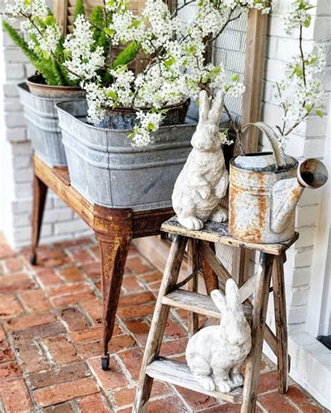 22 Amazing Homemade Garden Decorations For The Upcoming Season