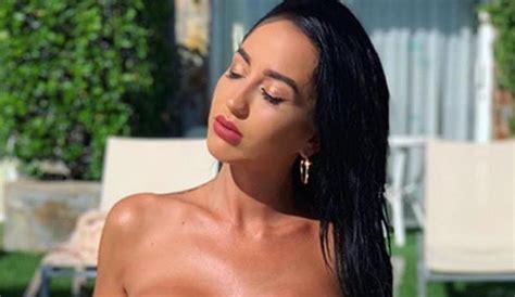 El espectacular posado en bikini de Arurah Ruiz (VÍDEO) | Canarias Noticias