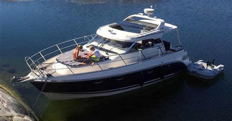 Aquador 33 HT | Seacastle