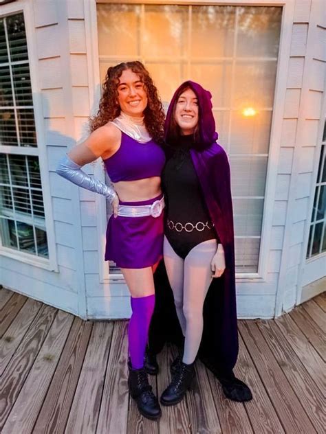 Starfire and Raven Costume | Pretty halloween costumes, Trendy halloween costumes, Halloween outfits