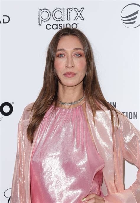 Alana Hadid reveals the skincare product she's 'absolutely obsessed ...