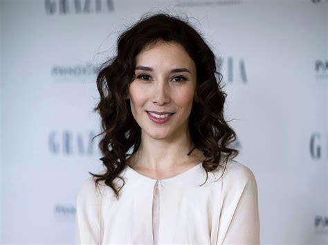 Sibel Kekilli Wallpapers Images Photos Pictures Backgrounds
