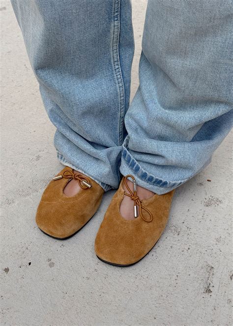 tan color flats 7