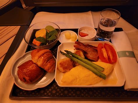 Airline Review: China Airlines – Business Class (Boeing 777-300ER ...