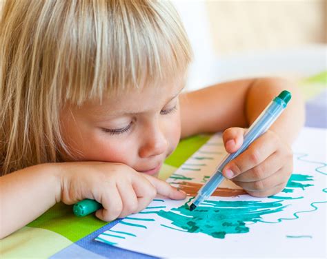 Juegos educativos en las escuelas infantiles Valencia - La Aurora y La