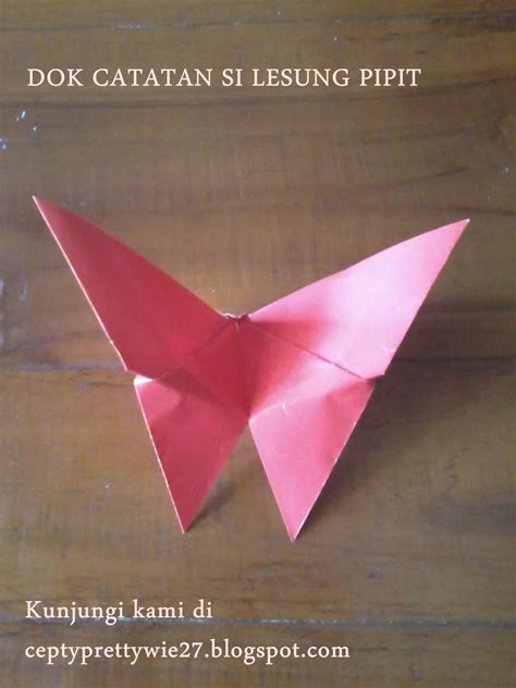 TUTORIAL CARA MEMBUAT ORIGAMI KUPU-KUPU DENGAN MUDAH - Shepty IeCha Blog