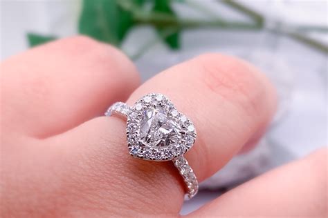 Heart-shaped Rings - Romantic And Non-Romantic