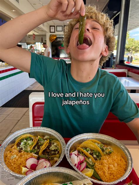 Happy Saturday! Let’s get ready for a | Monika Mancini 🦋 (@monikkamancini)