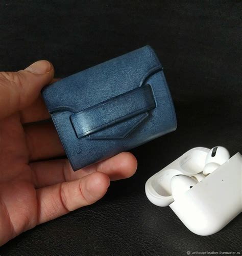 Кожаный чехол для Airpods Pro купить в интернет-магазине Ярмарка ...