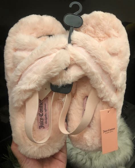 Juicy Couture Slippers, Women's Fashion, Footwear, Slippers and slides ...