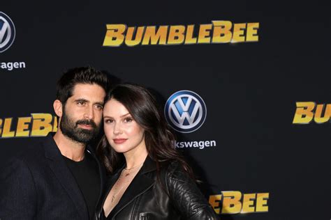 LOS ANGELES - DEC 9 - Stephen Schneider, Jenn Proske at the Bumblebee