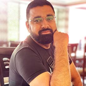 waqas nazeer  behance