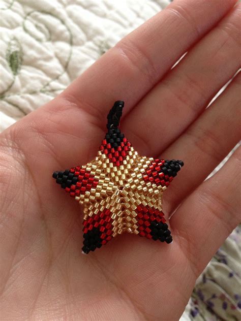 Pin by Mercy Lanman on Bead patterns | Bead bottle, Seed bead patterns ...