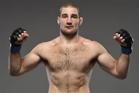 UFC Vegas 47: Sean Strickland’s ‘lololol look how crazy I am’ shtick